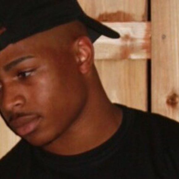 Profile Picture of Tyler Mcmillian (@triley2525) on Poshmark