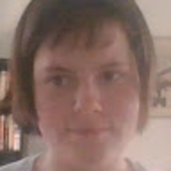 Profile Picture of Amelia Gargala (@ameliagargala1) on Poshmark