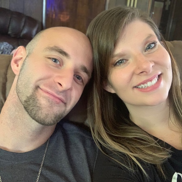 Lynnsie Micetich - Poshmark Profile Picture of Lynnsie Micetich (@lynnsielee) on Poshmark