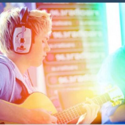 Profile Picture of Holly Hacker (@HackerHolly) on Twitter