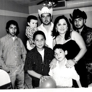 Profile Picture of Aurelio Tavera (@320848932) on Myspace