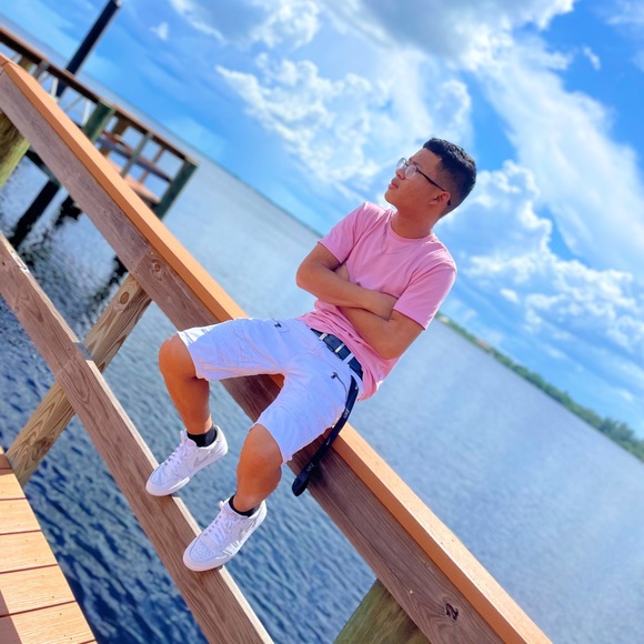 Profile Picture of Lucky Daoheuang (@real_asianboy) on Poshmark