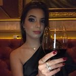 Profile Picture of Melissa Vitoria Ferreira (@melissavitoriaferreira) on Instagram