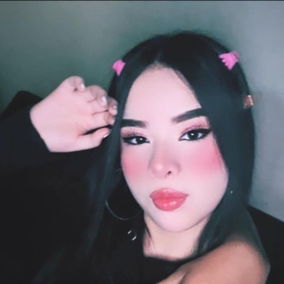 Profile Picture of Valentina Mantilla (@valentinaman199) on Poshmark