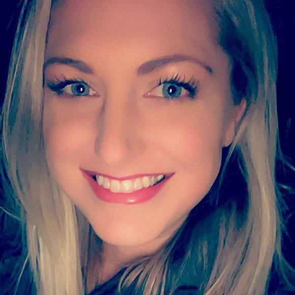 Profile Picture of Emily Doblar (@emilyrobydoblar) on Poshmark