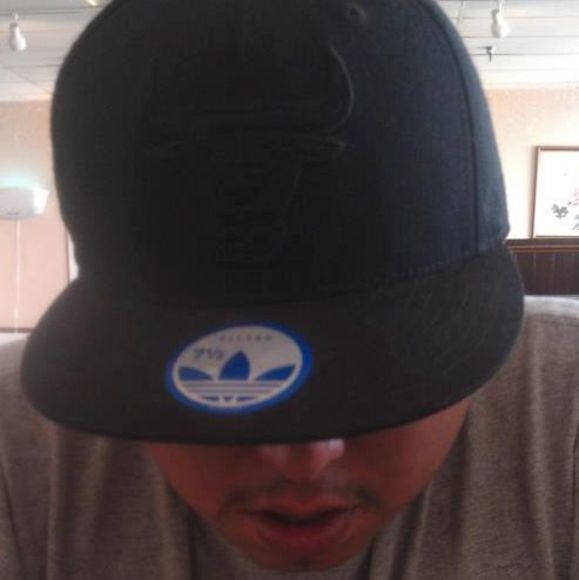 Bryan mazol Tsinnie - Poshmark Profile Picture of Bryan mazol Tsinnie (@btsinnie) on Poshmark