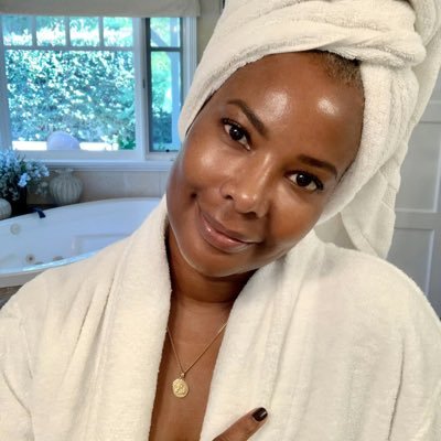 Profile Picture of Tracy Hudson Skin Care (@tracyhudsonskin) on Twitter