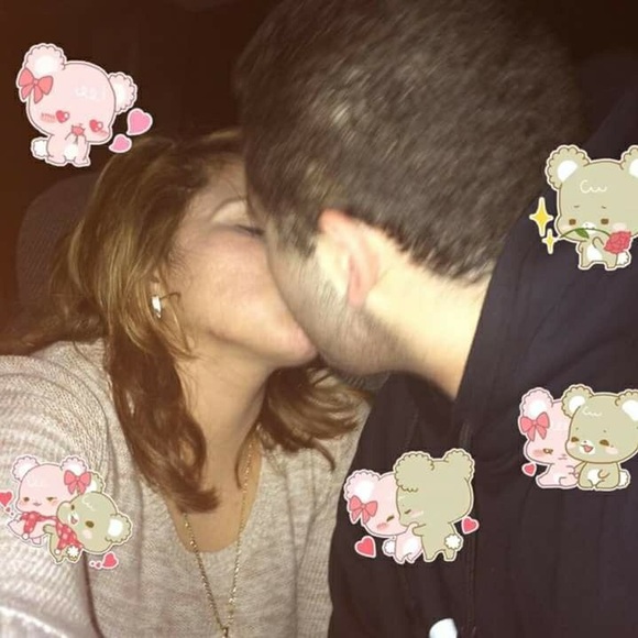 Profile Picture of Brian Garay (@garay909) on Poshmark