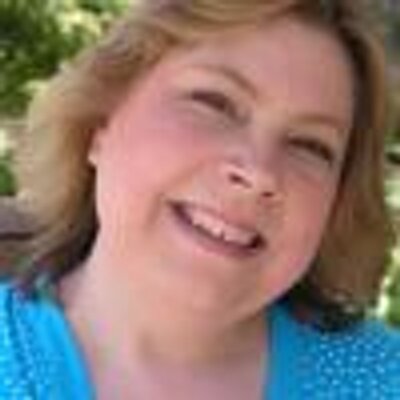 Profile Picture of Loretta Sinclair ~ Fictionologist (@lorettalea) on Twitter
