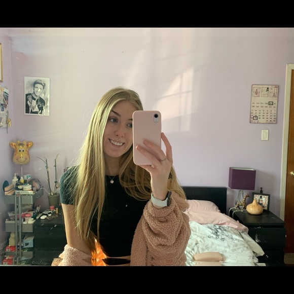 Profile Picture of Taylor Chisholm (@taylorchisholm1) on Poshmark