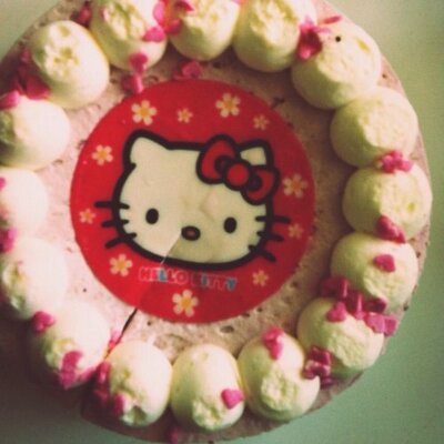 Profile Picture of Tina Ziegler (@cazidesign) on Twitter