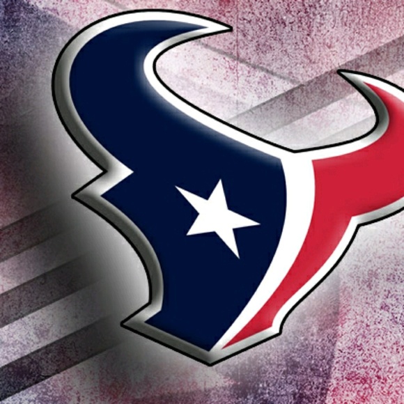 Profile Picture of Garrett Mason (@gmason7612) on Poshmark