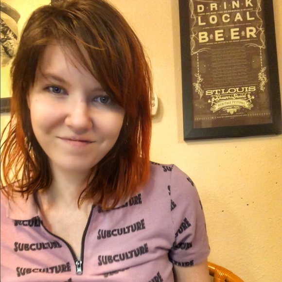 Profile Picture of Emma Wilhelm (@emma_wilhelm) on Poshmark