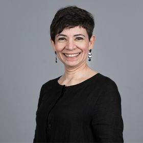 Profile Picture of Debbie Rodrigues | Productivity Life Coach (@debbie_rodrigues) on Pinterest