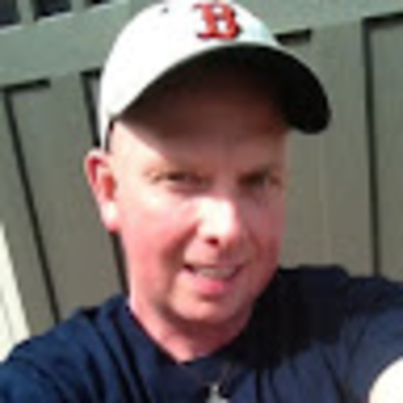 Profile Picture of Larry Streck (@elrey47) on Poshmark