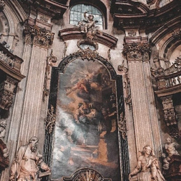 Profile Picture of Georgia Ventrella (@georgiaventrell) on Poshmark