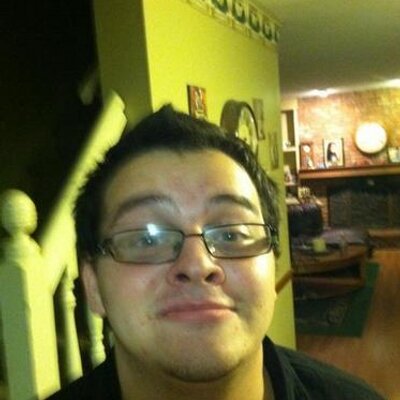 Profile Picture of AndrewHennes (@cmpunkfan999) on Twitter