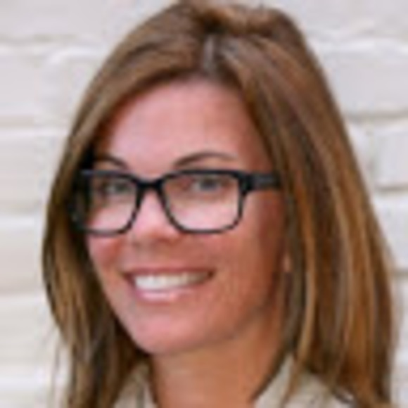 Profile Picture of Robin Strandberg (@strandberg500) on Poshmark