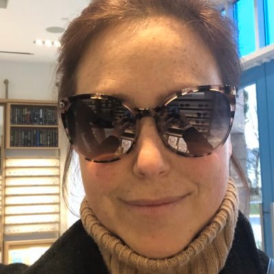 Profile Picture of Julia Hobbs (@JuliaJHobbs) on Twitter