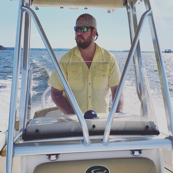 Profile Picture of Chase Goodwin (@c_goodwin1) on Poshmark