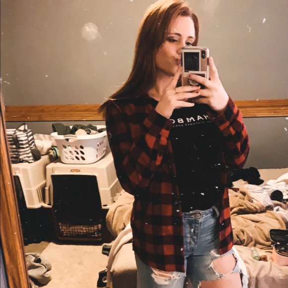 Profile Picture of Riley Olness (@rileyjean31) on Poshmark