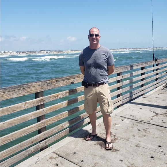 Profile Picture of Steven Stacy (@stevenstacy103) on Poshmark