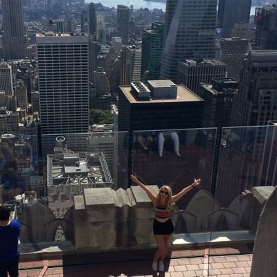 Profile Picture of LauraEmily (@LauraReganXx) on Twitter