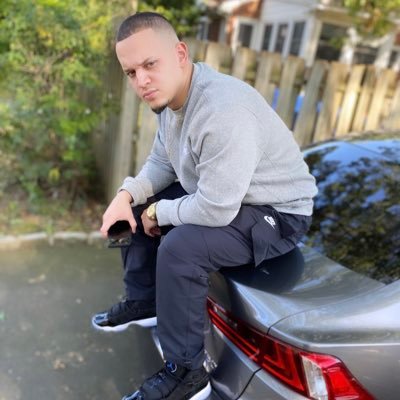Profile Picture of Isaac (@_MoneyMolina) on Twitter