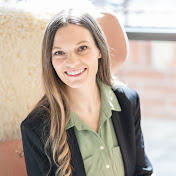 Profile Picture of Caitlin Boyce Albrechtsen (@808Cait) on Youtube