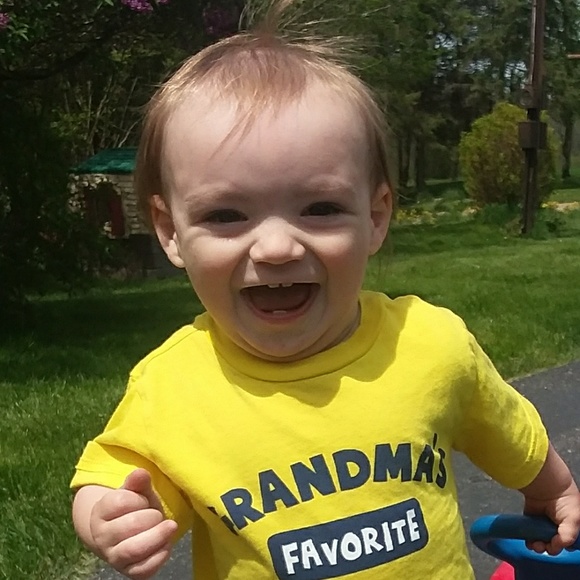 Profile Picture of Lindsey Whitelock (@lwhitelock21) on Poshmark