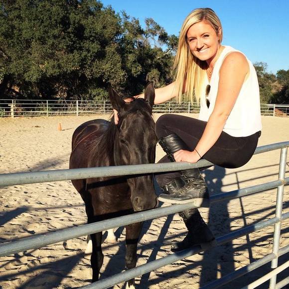 Profile Picture of Katherine Foley (@katherine_foley) on Poshmark