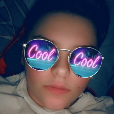 Profile Picture of Katelyn Beard (@buggerzbeard) on Twitter