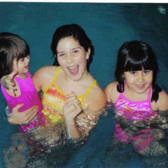 Profile Picture of Mackenzie Brewer (@kenzielbrewer) on Poshmark