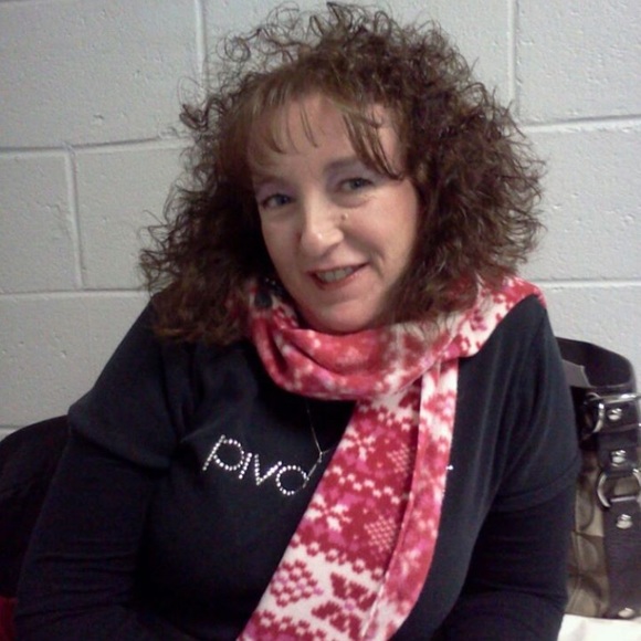 Profile Picture of Sherry Duncan (@sherry77810) on Poshmark