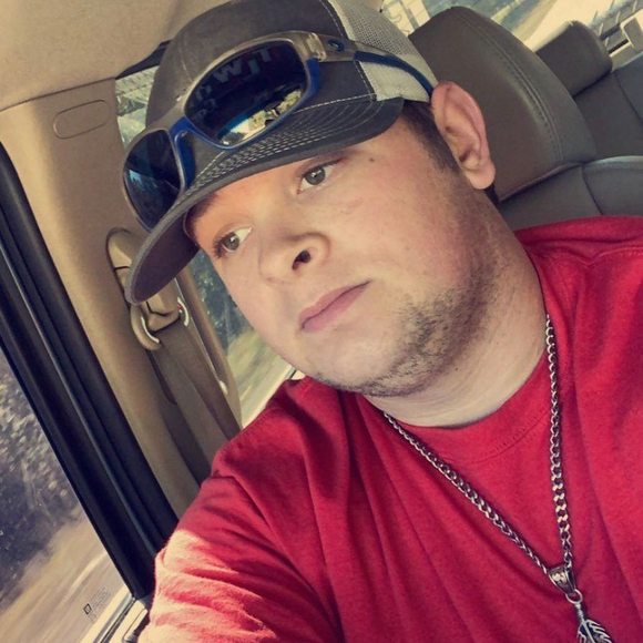 Profile Picture of Donallen Moree (@donallenmoree) on Poshmark