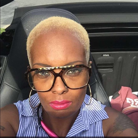 Profile Picture of Kiesha Patton (@kieshapatton) on Poshmark