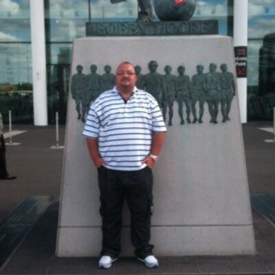 Profile Picture of Richard Grosvenor (@richieg2010) on Twitter