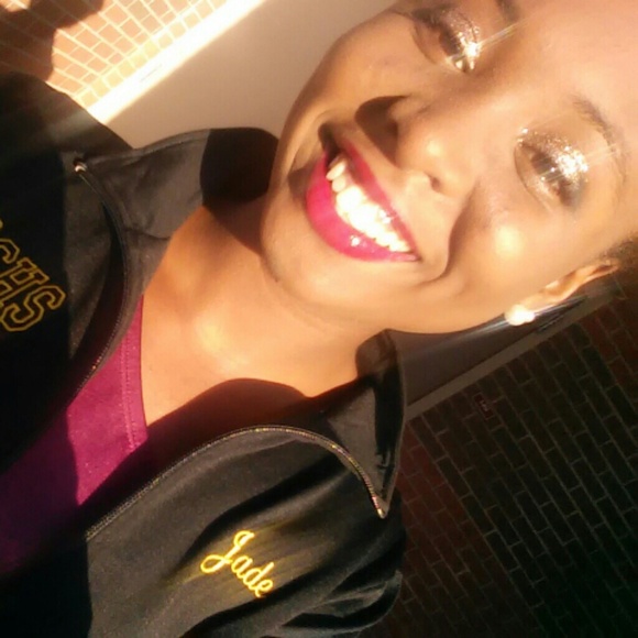 Profile Picture of Jade Ching (@jade_keilani) on Poshmark