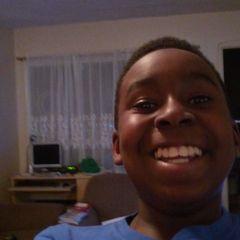 Profile Picture of Maxine Allen-Jones (@1jonesjas) on Twitter