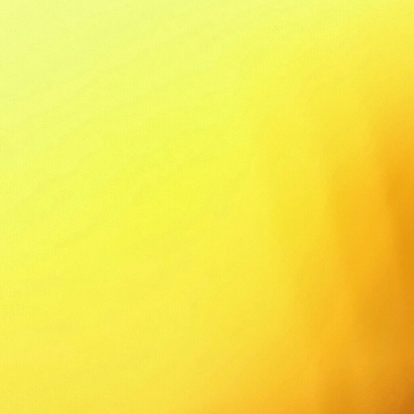 Profile Picture of Celina Fraijo (@celinafraijo) on Poshmark