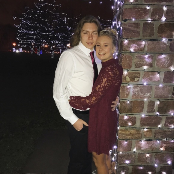 Profile Picture of Lily Larsen (@larsen4105) on Poshmark