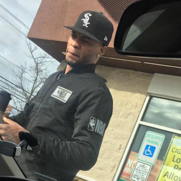 Profile Picture of Cesar Zapata frías (@juliozapata) on Poshmark