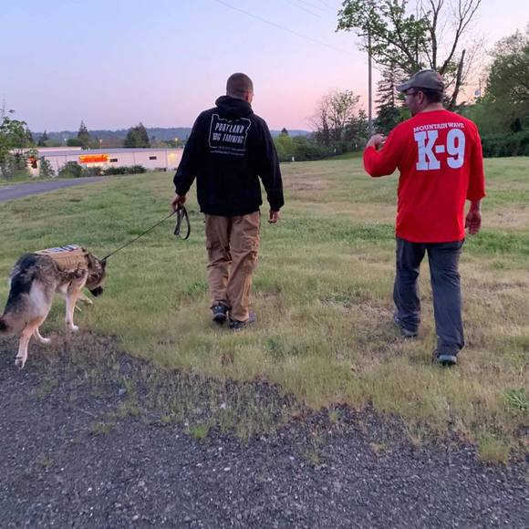 Profile Picture of Aaron Marmon (@marmon1983) on Poshmark