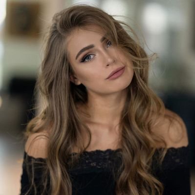 Profile Picture of Anna Von Klinski (@KlinskiVon) on Twitter