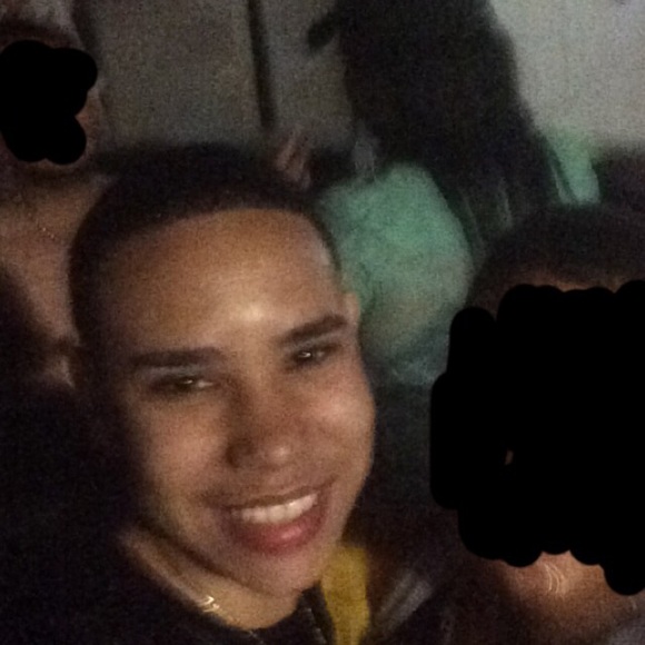 Profile Picture of Randy Duran (@randyduran) on Poshmark