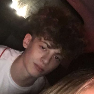 Profile Picture of  🤐 (@alexsugg5) on Twitter