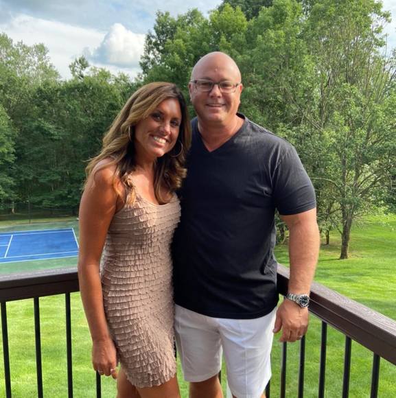 Profile Picture of Janet Aschenbach (@aschenbach98) on Poshmark