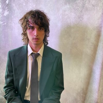 Profile Picture of Jocelyn Loves Cole (@wallowsaux) on Twitter