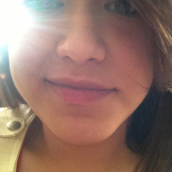 Bridgette Cravotta - Poshmark Profile Picture of Bridgette Cravotta (@bridgeyvonne) on Poshmark