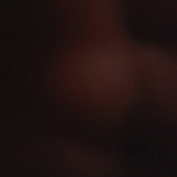 Profile Picture of Sara Tomas (@satomas) on Poshmark